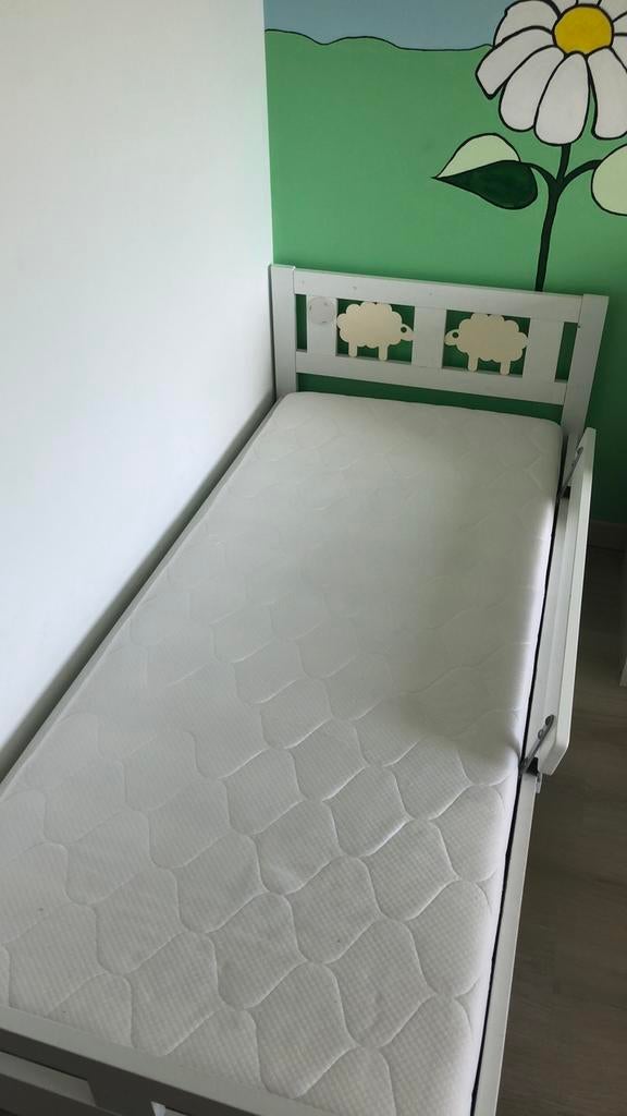 Bed ikea, Kinderen en Baby's, Kinderkamer | Bedden, Ophalen, Gebruikt, Minder dan 140 cm, Lattenbodem