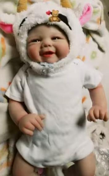 Poupée réaliste Vivienne (49 cm), Collections, Enlèvement ou Envoi, Neuf, Poupée