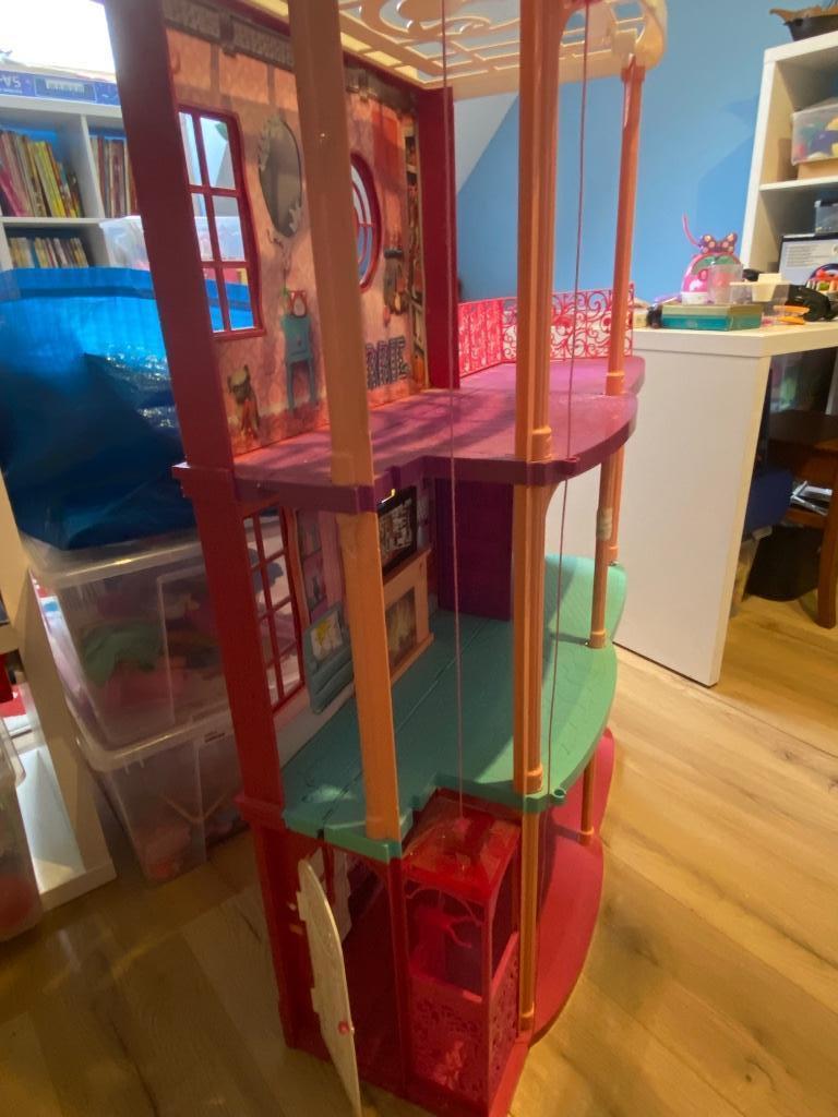 Maison et camping car Barbie, Enlèvement