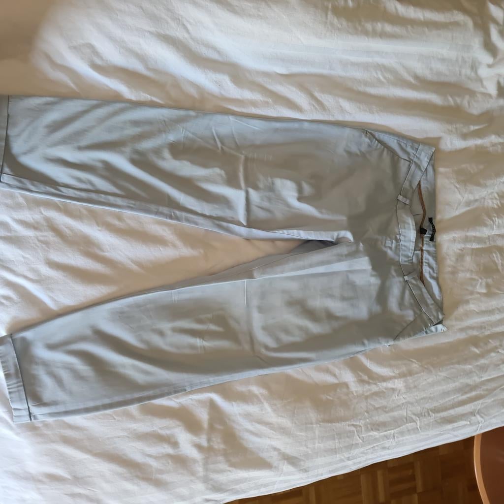 half lange licht blauwe broek 40, Ophalen of Verzenden, Gedragen