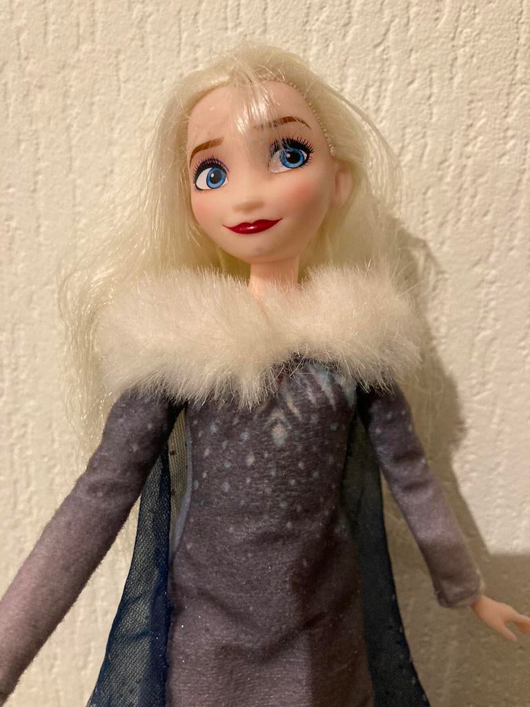 Frozen Elsa pop, Ophalen of Verzenden, Zo goed als nieuw, Pop