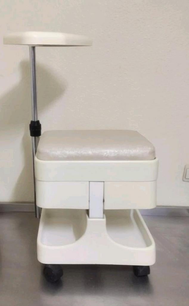 🦋 Vintage siege manucure ongles vernis confort  space age, Utilisé