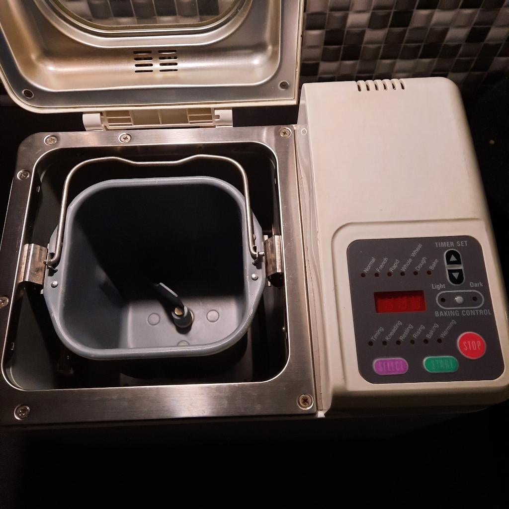 broodbakmachine inventum, Elektronische apparatuur, Broodbakmachines, Gebruikt, Kijkvenster, 400 tot 800 gram deeg, Ophalen