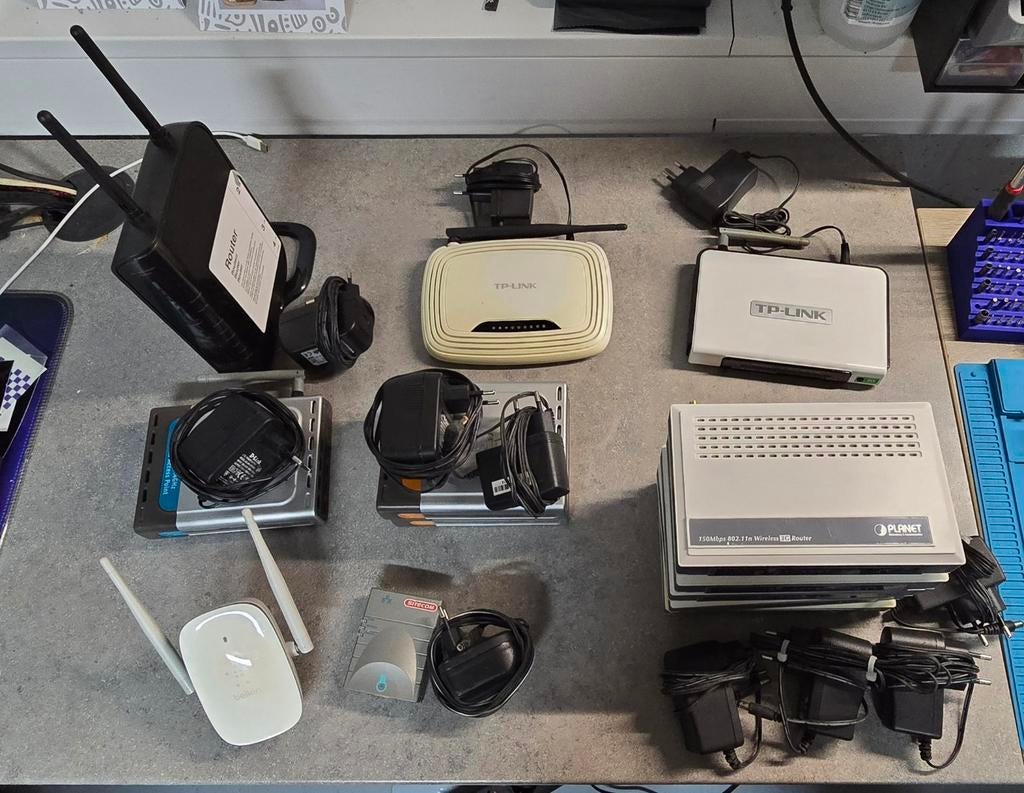 Router, switch, wifi, 3G, Computers en Software, Routers en Modems, Zo goed als nieuw, Router, Ophalen of Verzenden