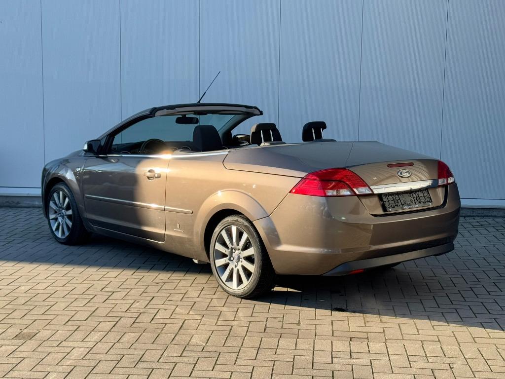 ✅ Ford Focus CC 2.0i Sport GARANTIE Airco Zetelverwarming, 4 zetels, Zwart, 4 cilinders, Bedrijf