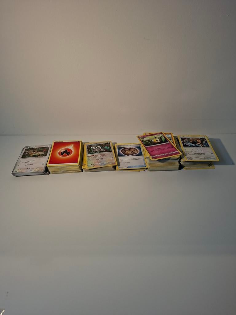 Pokémon kaarten 380 stuks +gratis sleeves, Huis en Inrichting, Lampen | Wandlampen, Zo goed als nieuw, Ophalen