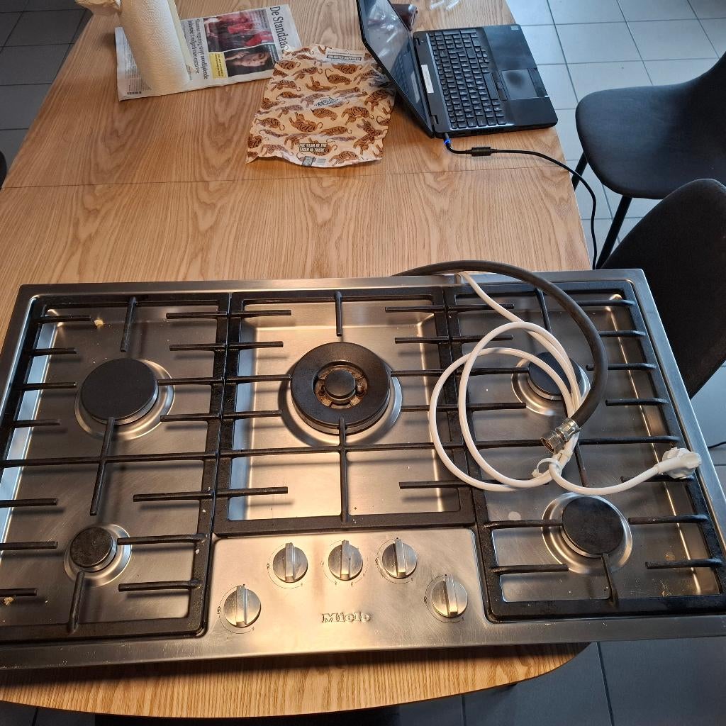 Miele gasvuur 5 bekkens inox, Gaz, Encastré, Enlèvement, Utilisé