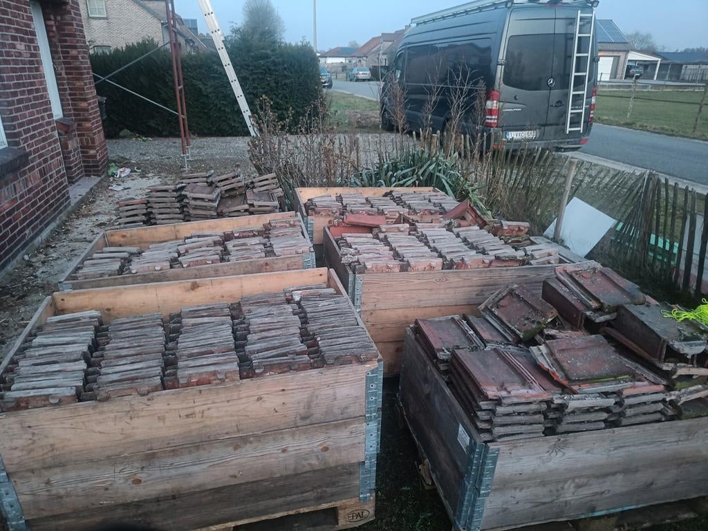 Tuiles de toit recyclables authentiques — carreaux de cérami, Bricolage & Construction, Tuiles & Revêtements de toit, Enlèvement