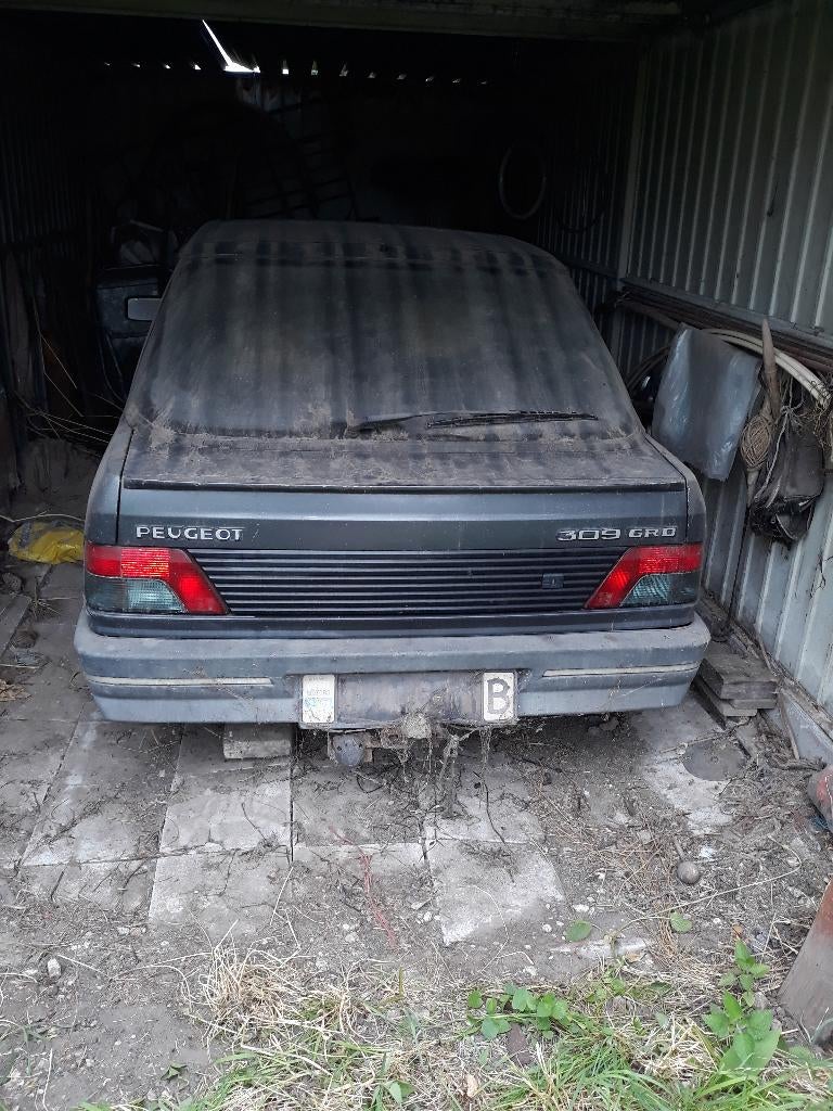 Peugeot 309 GRD, Autos, Peugeot, Argent ou Gris, Achat, Attache-remorque, Boîte manuelle