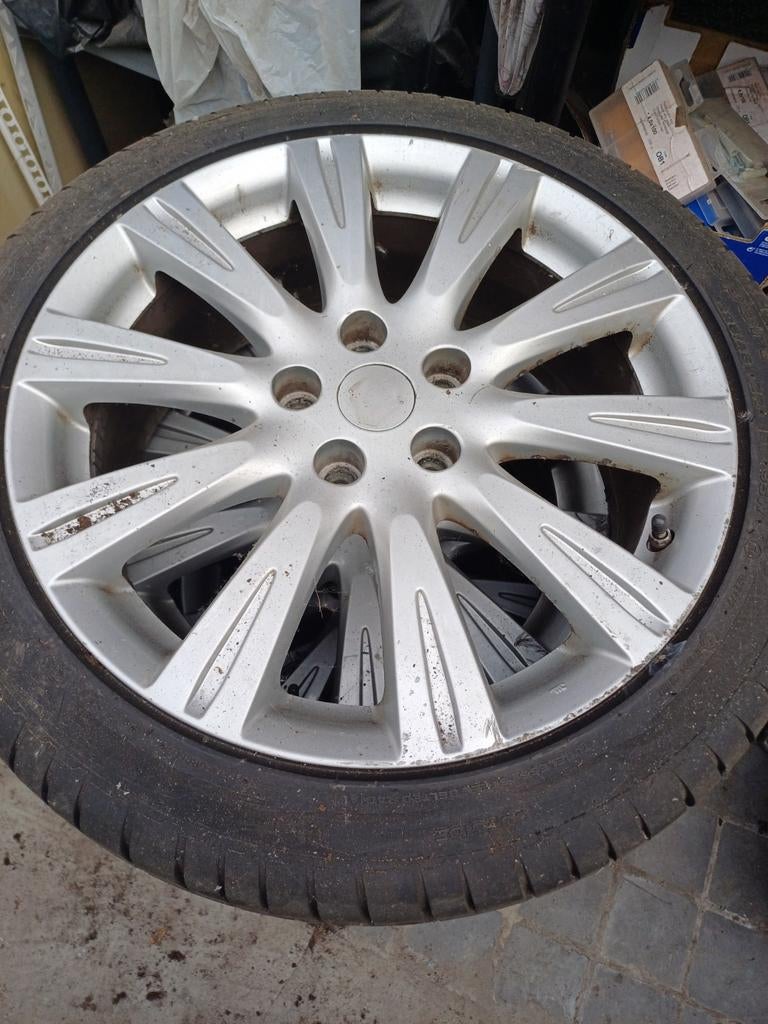 Renault set  velgen  225/45/18  zomer banden in goede staat, Ophalen, 18 inch, Gebruikt, Banden en Velgen