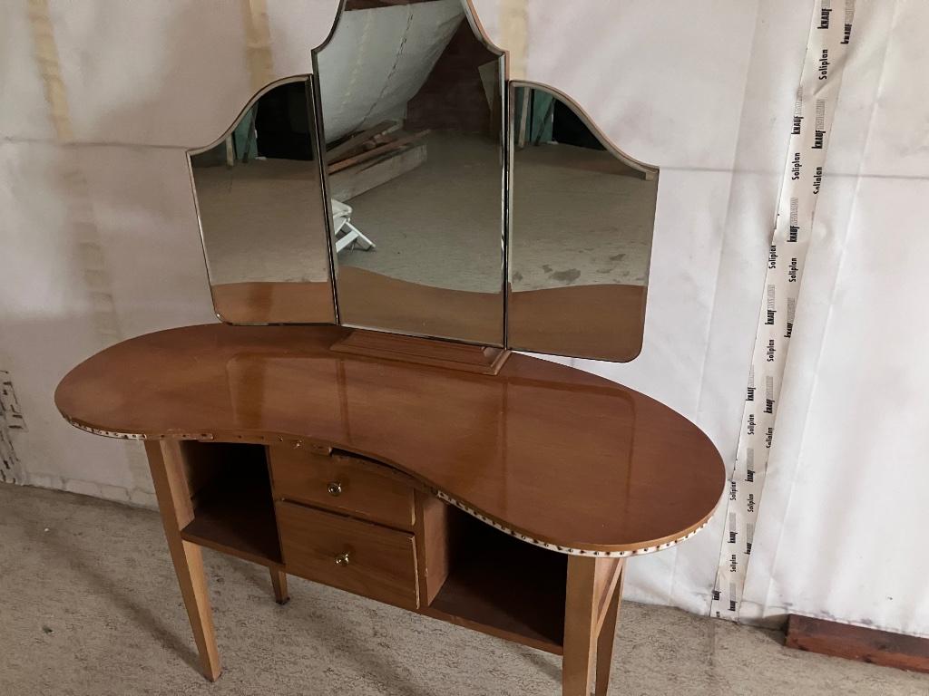Coiffeuse vintage avec miroir, Antiquités & Art, Enlèvement