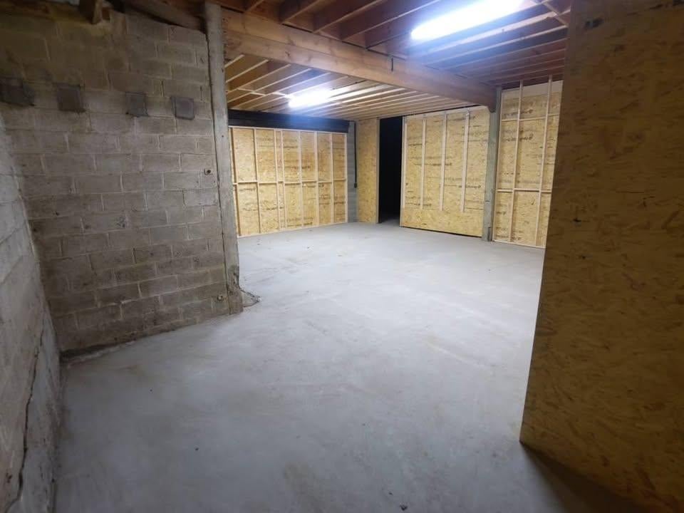 Entrepôt à louer (79m²) Gembloux, Immo, Garages en Parkeerplaatsen, Provincie Namen