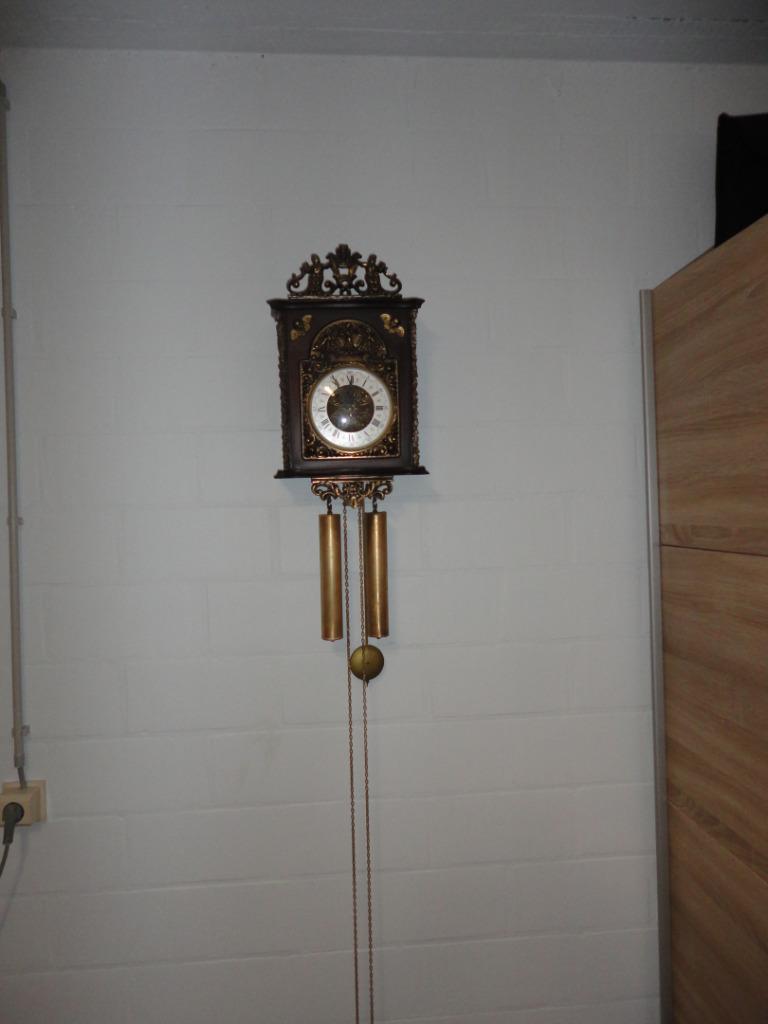 Klok uit de jaren 50, Ophalen