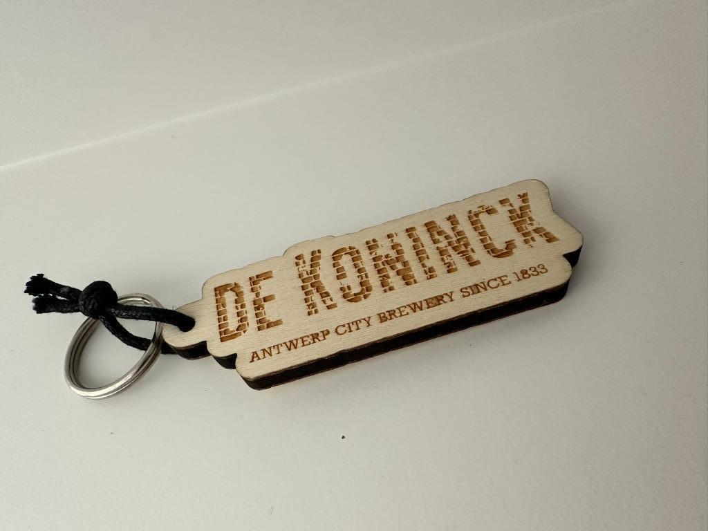 Brouwerij De Koninck Houten Sleutelhanger, Verzamelen, Biermerken, Nieuw, Overige typen, De Koninck, Ophalen of Verzenden