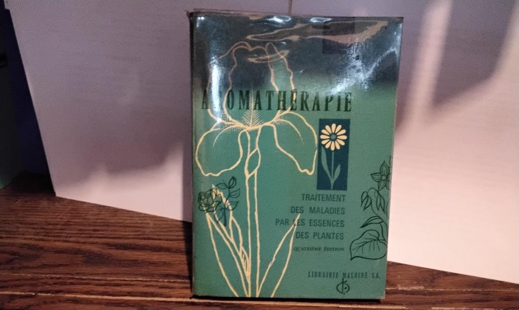 BOEK: AROMATHERAPIE, Boeken, Gelezen, Kruiden en Alternatief, Docteur Jean VALNET, Ophalen of Verzenden