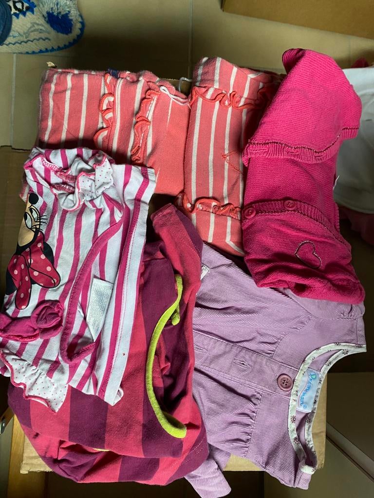 Doos meisjeskledij maat 62, Ophalen, Gebruikt