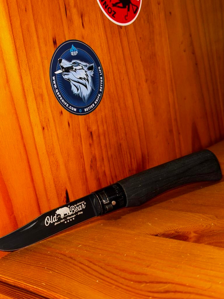 Zakmes voor oude beren, Ophalen of Verzenden, Zo goed als nieuw