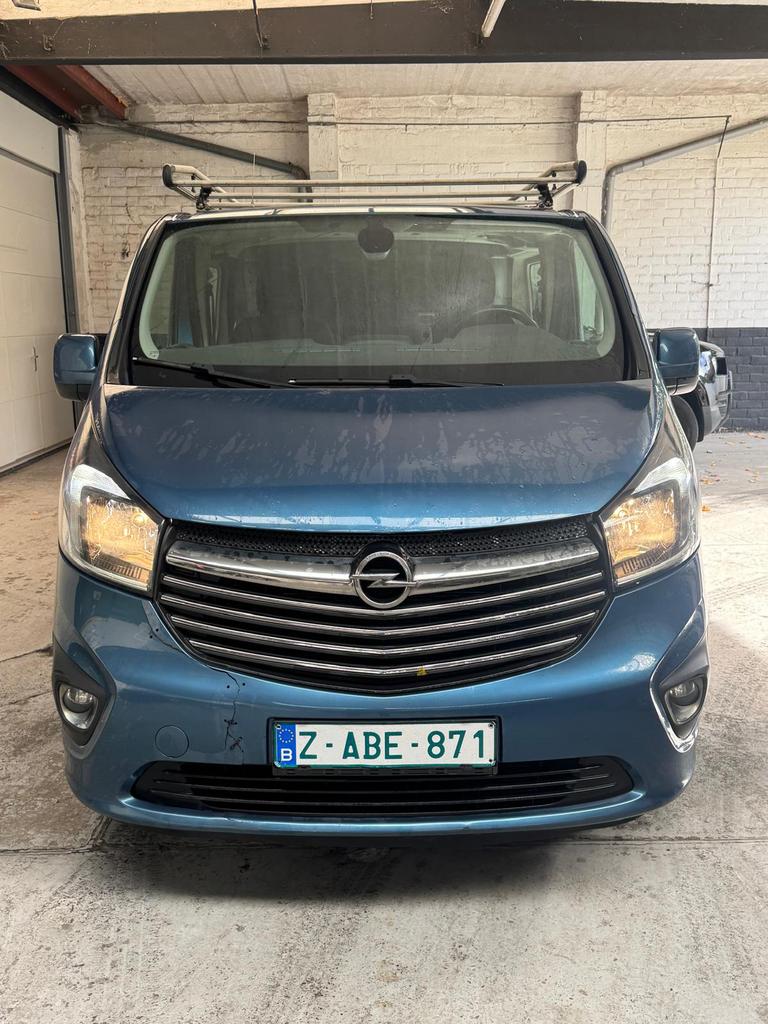 Opel Vivaro//5 places//1.6 diesel//Climatisation, Autos, Camionnettes & Utilitaires, Euro 6, Entreprise, 1600 cm³, Achat