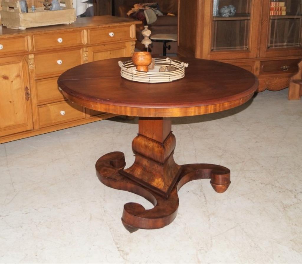 Table à manger Art Nouveau ancienne spéciale H 79cm B 112 cm, Antiquités & Art, Antiquités | Meubles | Tables, Enlèvement