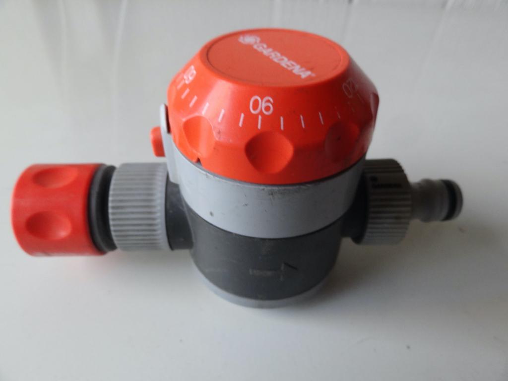Gardena water timer oud model (gezocht), Tuin en Terras, Bewateringscomputers, Ophalen, Gebruikt
