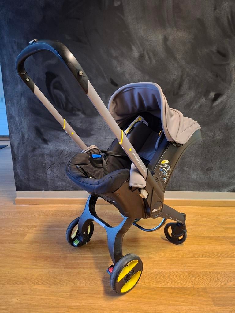 DOONA kinderwagen + isofix, Ophalen, Kinderwagen