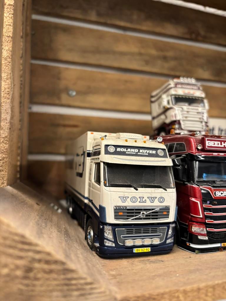 Moddelen te koop wsi en tekno, Ophalen of Verzenden, Zo goed als nieuw