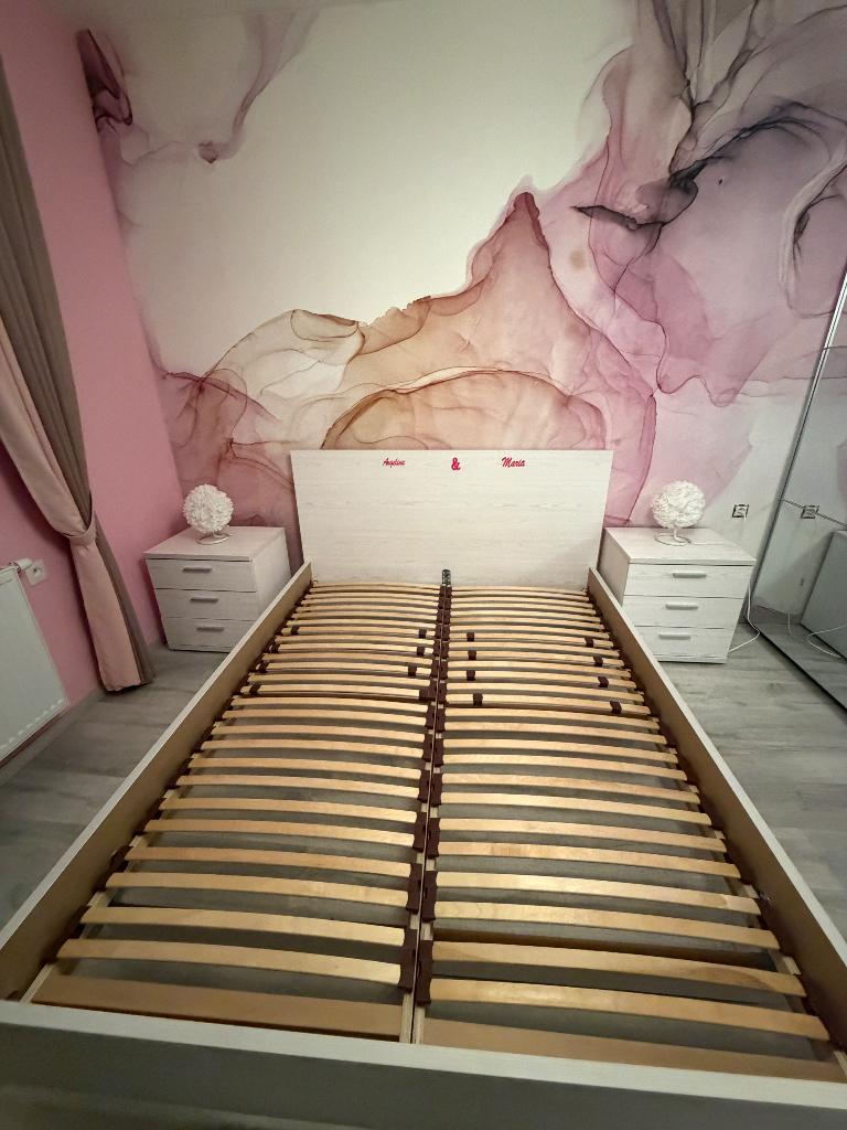 Lit 2 personnes+2 chevets+2 lattes de sommier, Enlèvement, Comme neuf, Deux personnes