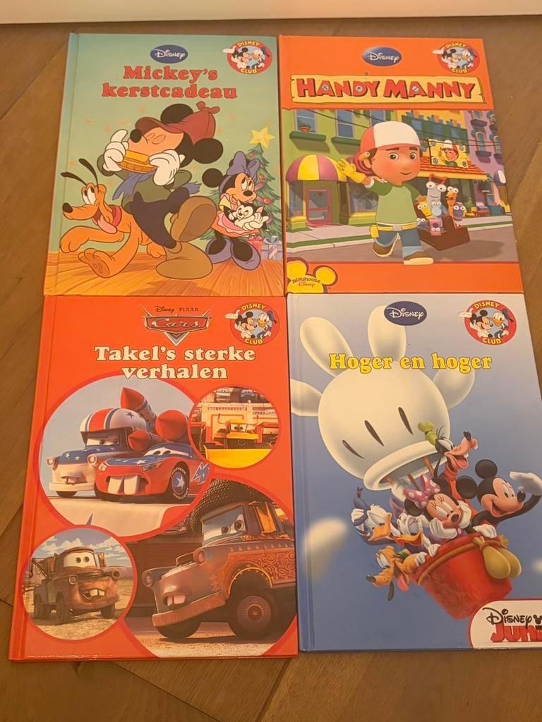LOT Disney Club met CD - 4 stuks, Boeken, Fictie algemeen, Jongen of Meisje, Ophalen of Verzenden, Zo goed als nieuw