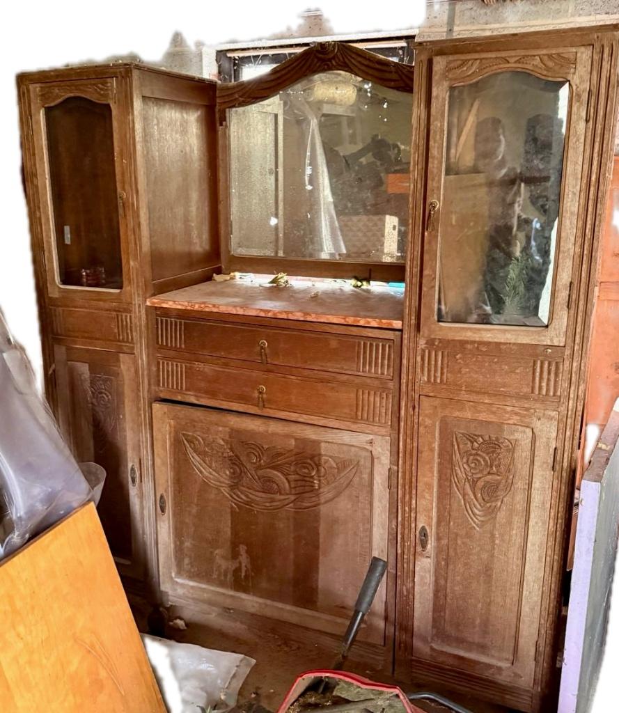 Meuble à rafraîchir à cirer, Enlèvement