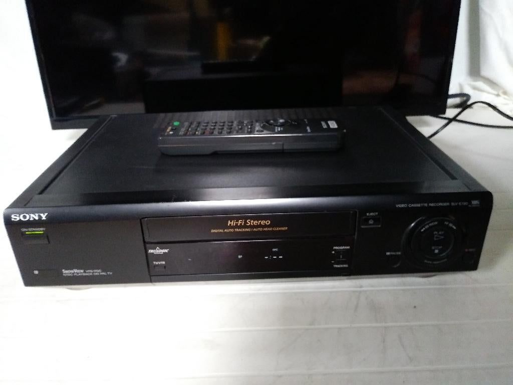 Enregistreur vidéo stéréo HiFi Sony SLV-E720, TV, Hi-fi & Vidéo, Enlèvement ou Envoi, Comme neuf, Lecteur ou enregistreur VHS