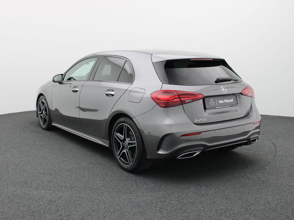 Mercedes-Benz A-Klasse 200 AMG Line + ADVANCED SOUND SYSTEM, Achat, 1440 kg, Entretenue par le concessionnaire, Noir