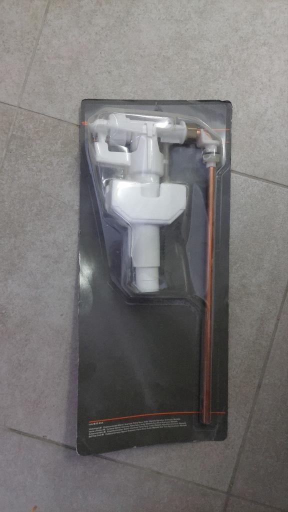 Robinet flotteur pour toilette neuf, Bricolage & Construction