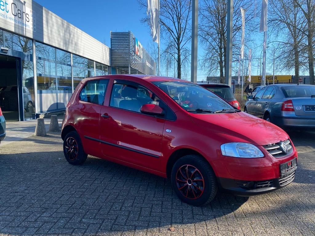 Vw fox met keuring verkoop en benzine, Autos, Volkswagen, Argent ou Gris, Achat, Entreprise, Boîte manuelle