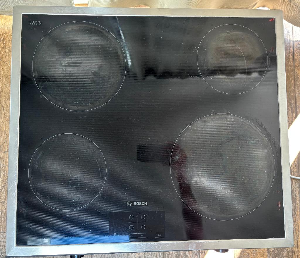 Bosch elektrische kookplaat (4 zones) – werkt perfect, Elektronische apparatuur, Kookplaten, Ophalen, Gebruikt, 4 kookzones, Inbouw