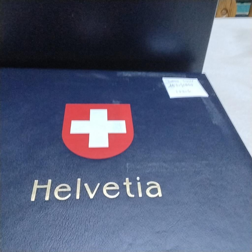 Album complet de DAVO LUXE pour la Suisse 1970/1999, Enlèvement ou Envoi