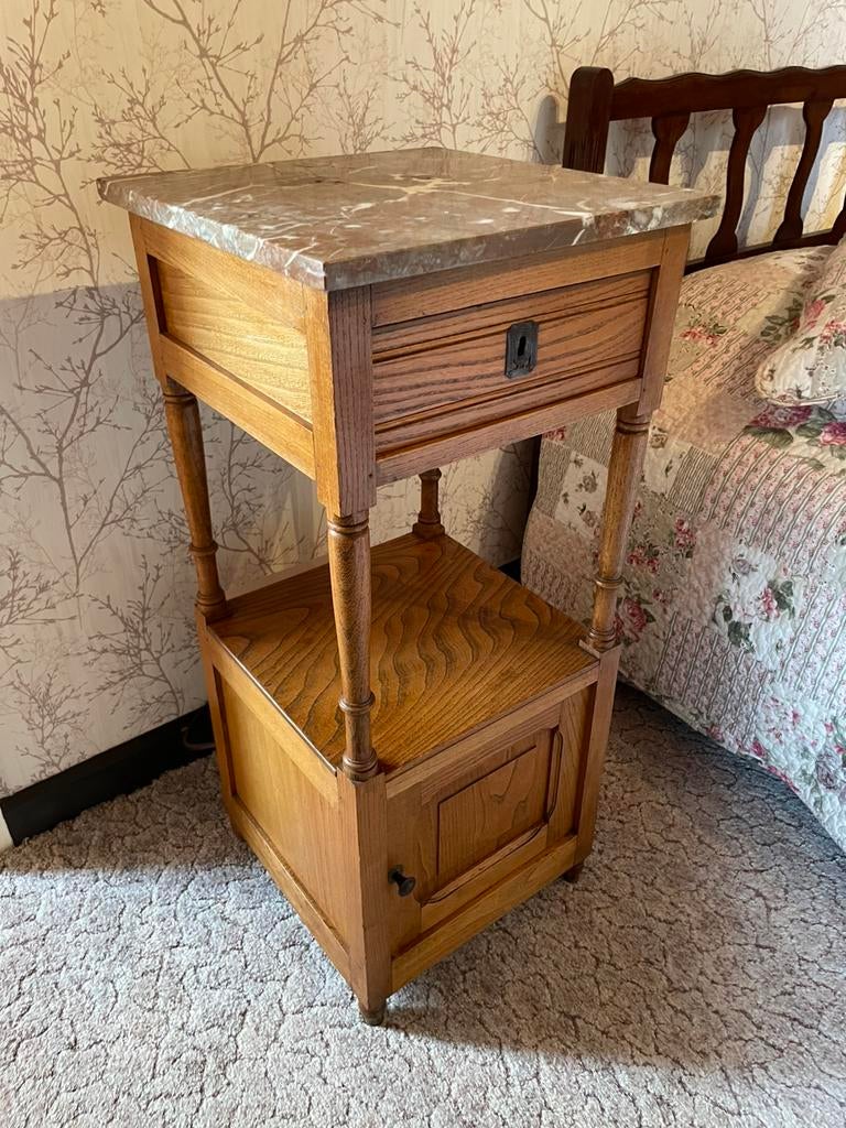 Table de nuit, 70 cm ou plus, Moins de 45 cm, Enlèvement, Utilisé