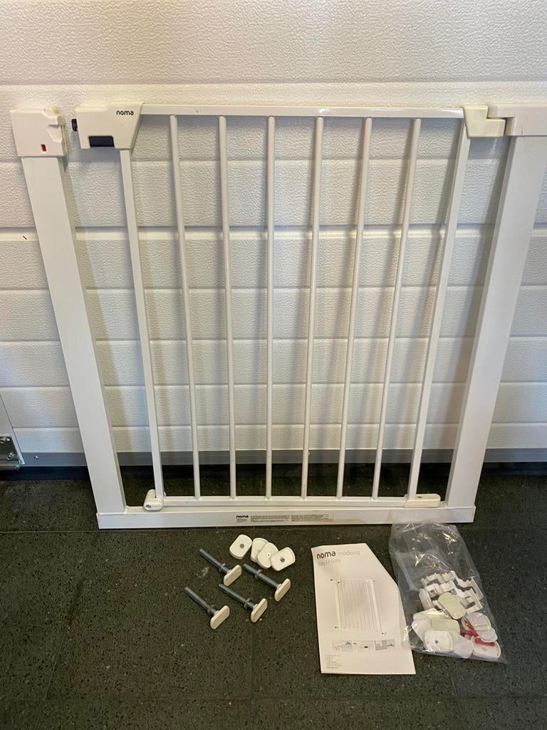 Noma Easy Fit traphekje + 14 cm verlengstuk – zonder boren, Kinderen en Baby's, Traphekjes, Zo goed als nieuw, Klemhekje, Aluminium