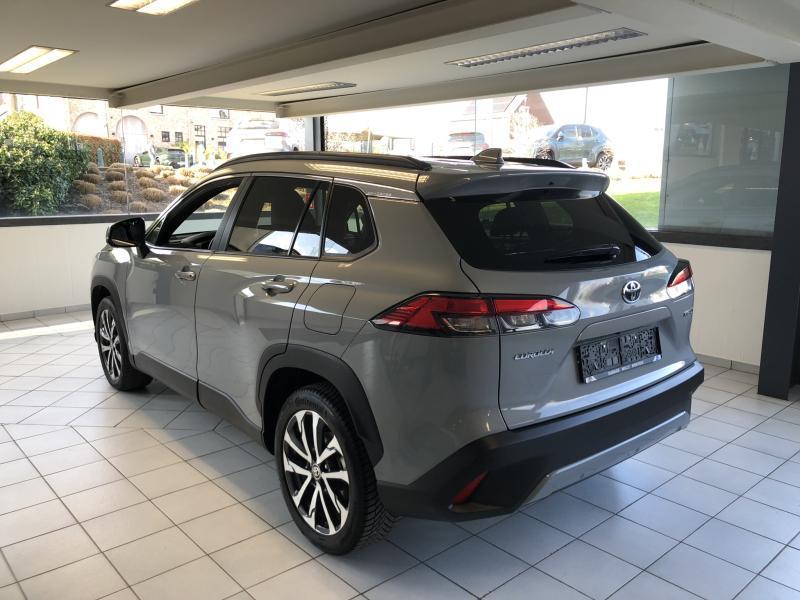 Toyota Corolla Cross Premium AWD, Auto's, Automaat, Parkeersensor, 110 g/km, Bedrijf