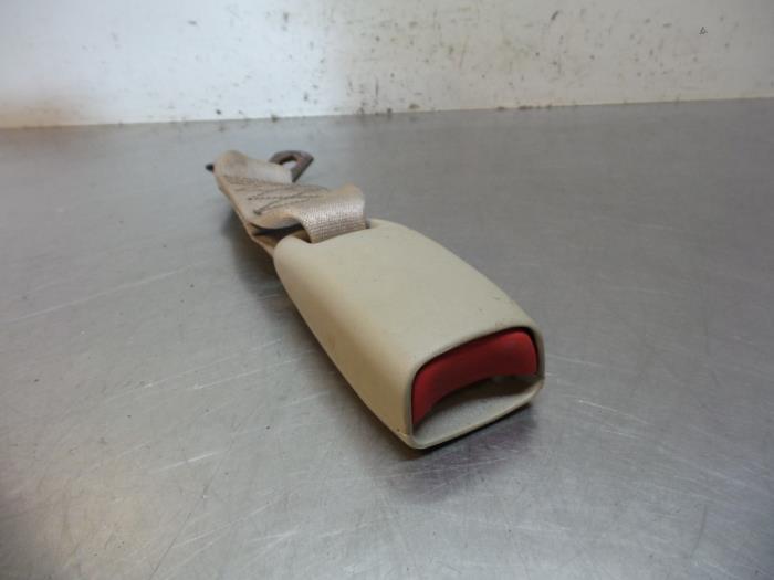 Insertion ceinture de sécurité arrière centre d'un Cadill, Cadillac, -, 3 mois de garantie, Utilisé