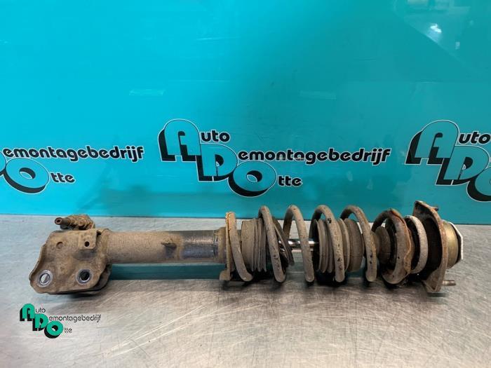 Barre amortisseur avant droit d'un Daihatsu Cuore (Cuore 03-, Daihatsu, -, 3 mois de garantie, Utilisé