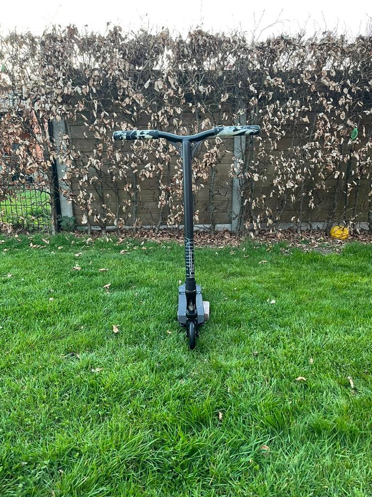 Prodigy S9 + root industrie R2 handvaten, Ophalen, Zo goed als nieuw