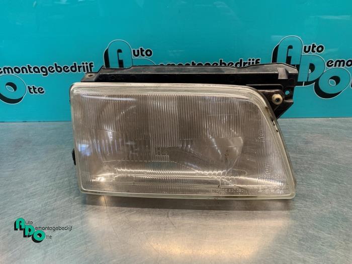 Koplamp rechts van een Opel Kadett (Kadett E 84-), Auto-onderdelen, Verlichting, Gebruikt, 3 maanden garantie, Ophalen of Verzenden