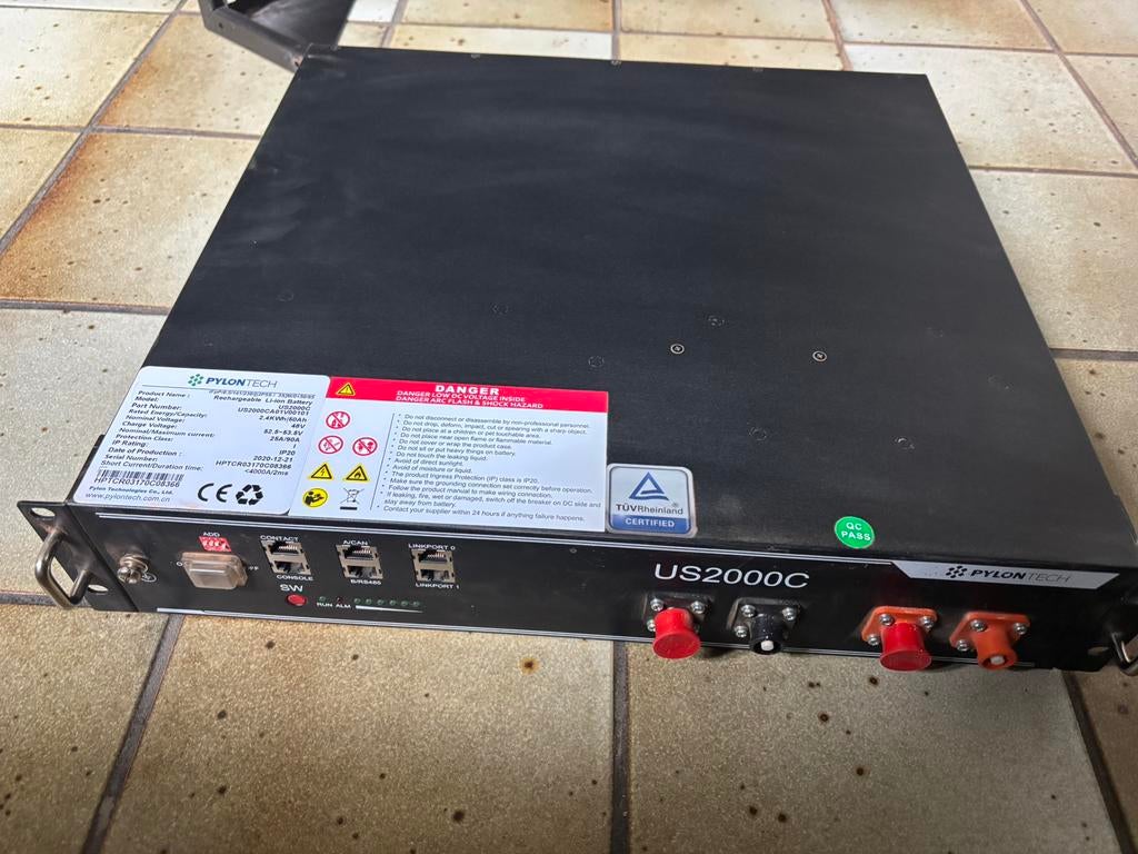 Pylontech US2000 thuisbatterij, Doe-het-zelf en Bouw, Ophalen, Zo goed als nieuw