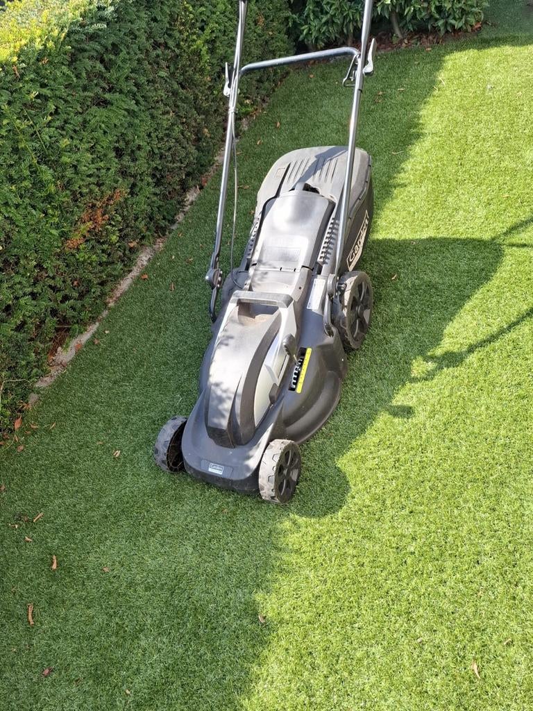 Grasmaaier nog in perfecte staat, Ophalen