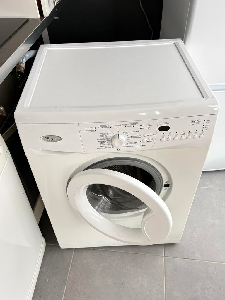 Machine a laver whirlpool 7kg PRIX NÉGOCIABLE, 6 tot 8 kg, Ophalen, Gebruikt, 85 tot 90 cm