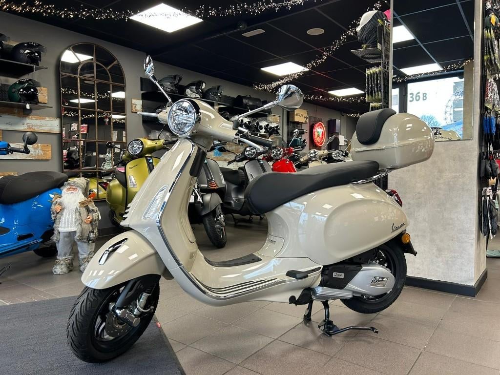 Vespa Primavera 125cc Classic, Motoren, Motoren | Piaggio, Bedrijf, Scooter, 11 kW of minder, 1 cilinder, Minimaal motorrijbewijs A1
