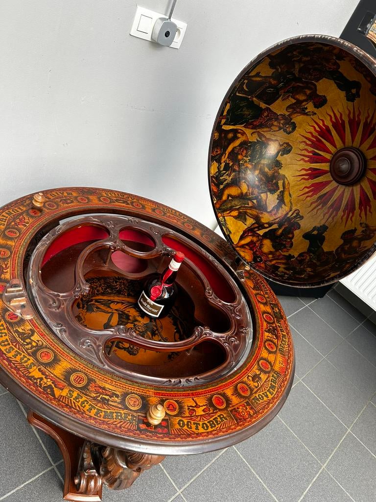 Wereldbol - drankenhouder, Enlèvement