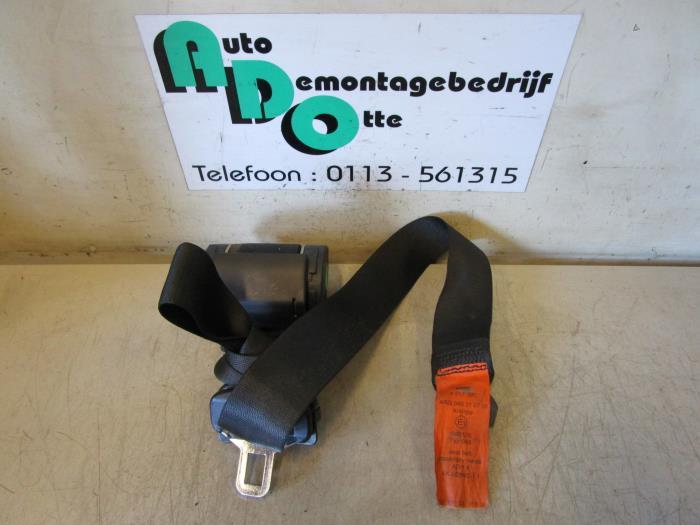Veiligheidsgordel rechts-voor van een BMW 5-Serie (5-Serie 9, Gebruikt, -, -, Ophalen of Verzenden