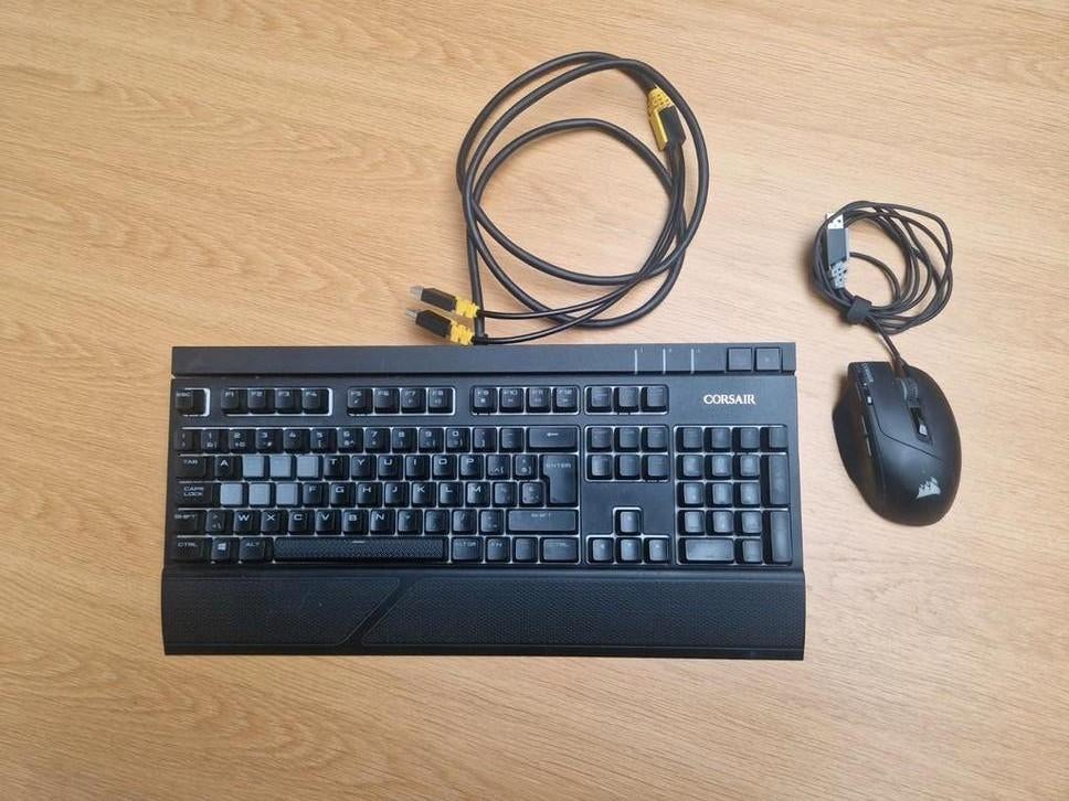 Corsair toetsenbord en muis, Ensemble clavier et souris, Azerty, Enlèvement, Utilisé