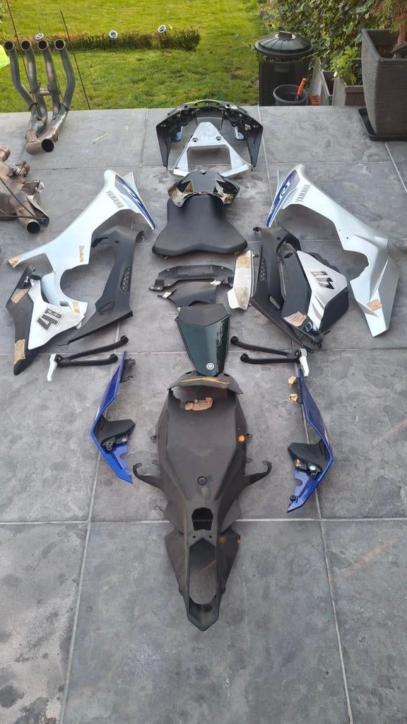 Yamaha R1, originele kuip 2015-2017, Motoren